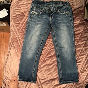 Denim capri pants. Brand:Grace in LA. Size 27.